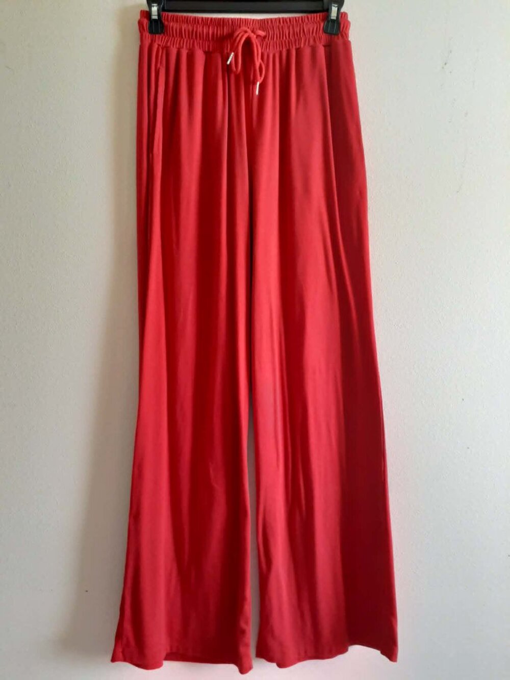 The Buckley Set In Red - Picture 5 of 5